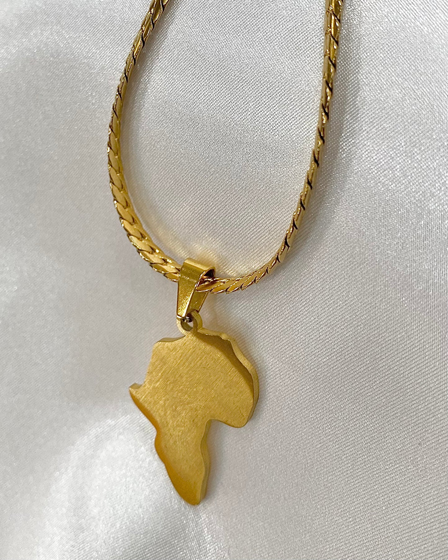 Dako - Gold Africa Map Pendant Necklace Gold-plated stainless steel