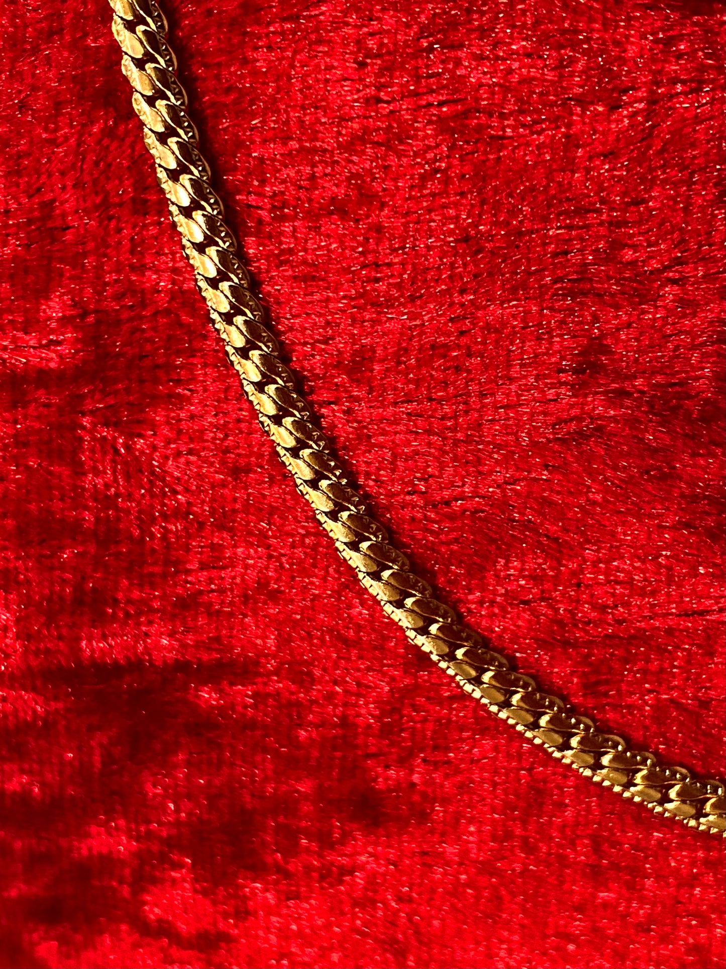 Flat Cuban Link Chain – Gold Necklace (3mm, 5mm)18K Gold-Plated Stainless Steel