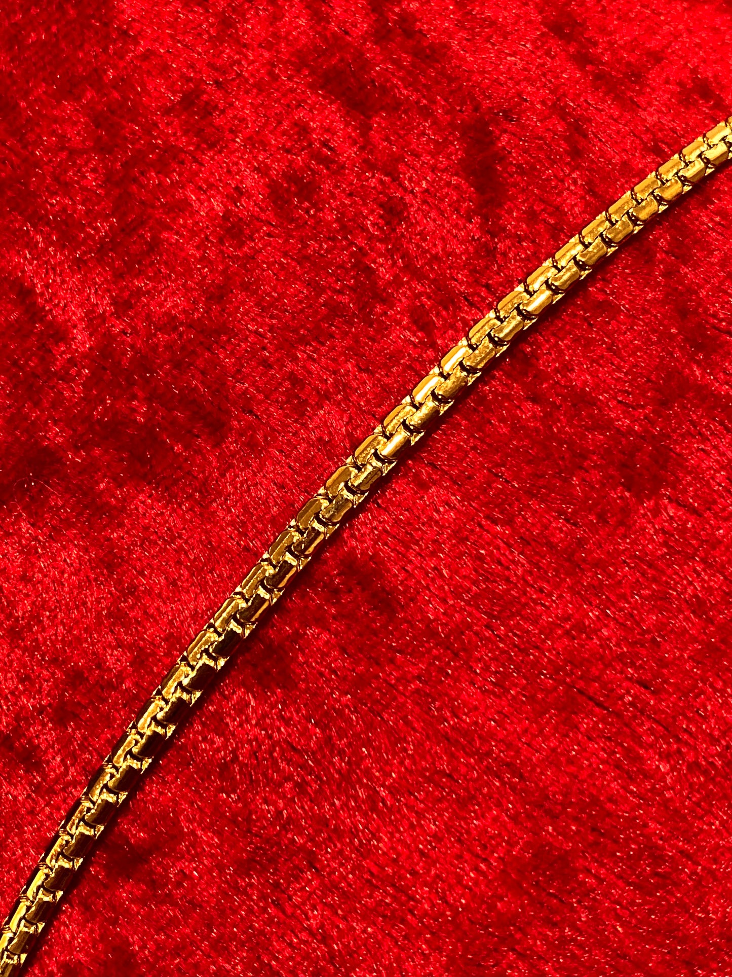 Chelsea Flat Box Chain – Gold Necklace (2mm, 3mm, 4mm)