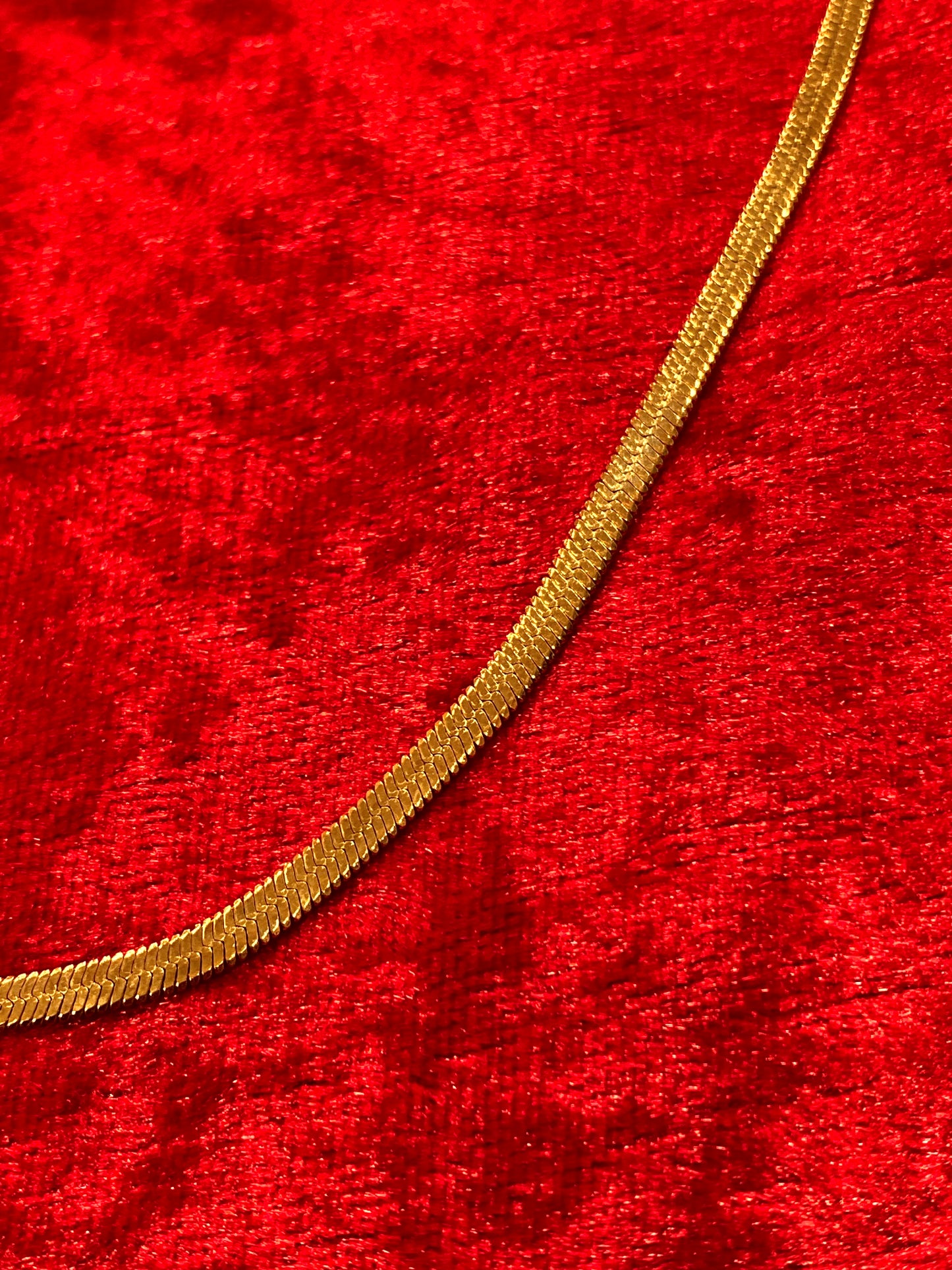 Herringbone Chain – Gold Necklace (2mm, 3mm)