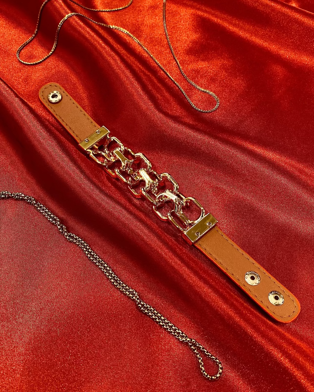 Sabrina Chain link Leather Bracelet - Red
