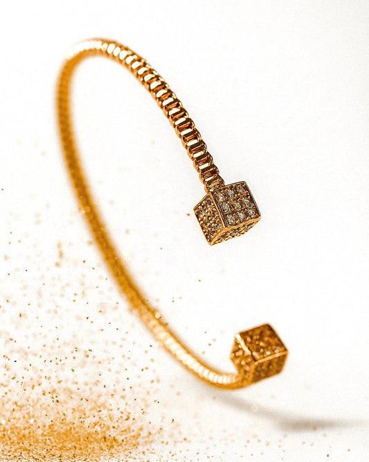 Crystal Rose Gold Cuff Bracelet – 18K Gold-Plated Open Bangle