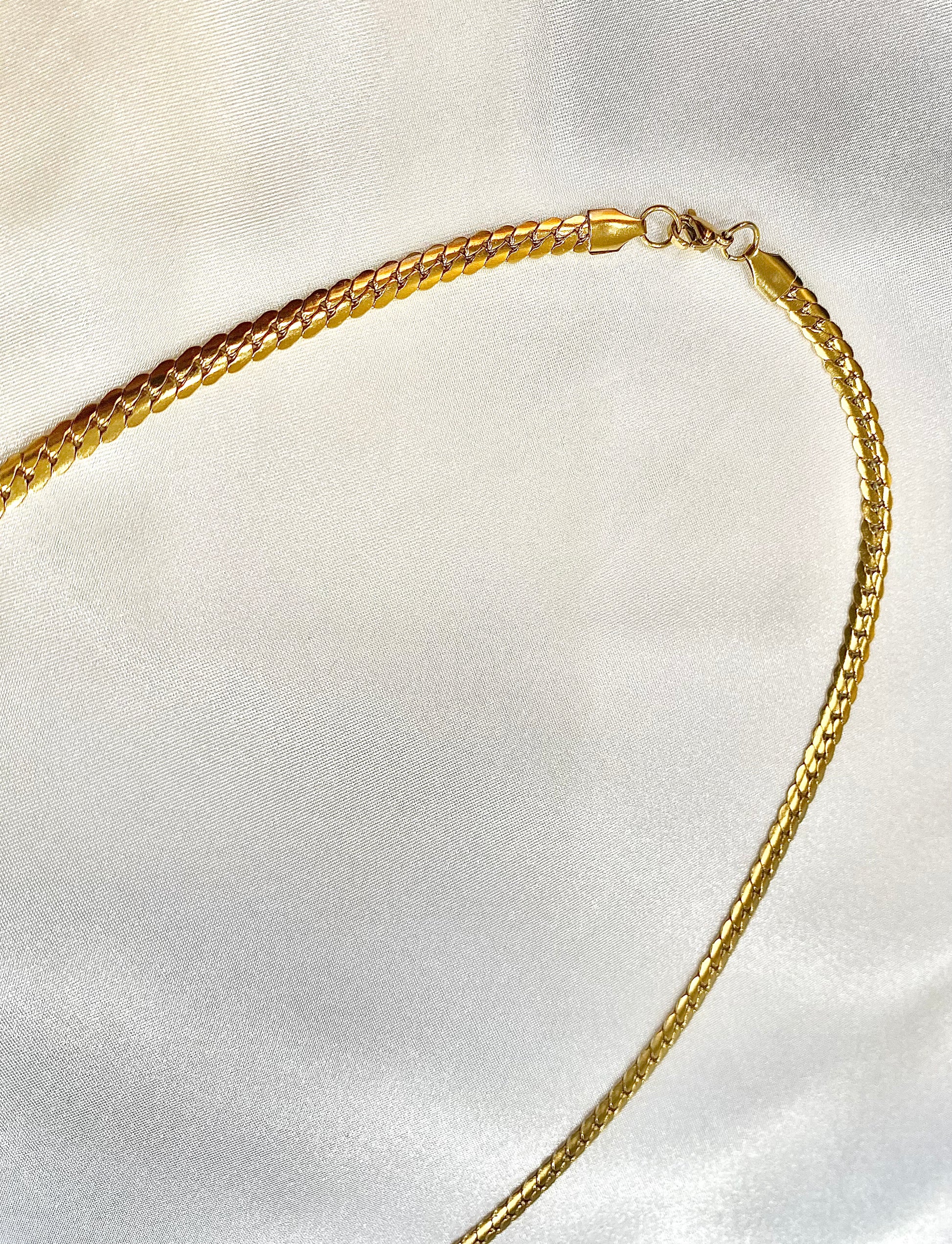 Flat Cuban Link Chain – Gold Necklace (3mm, 5mm)18K Gold-Plated Stainless Steel