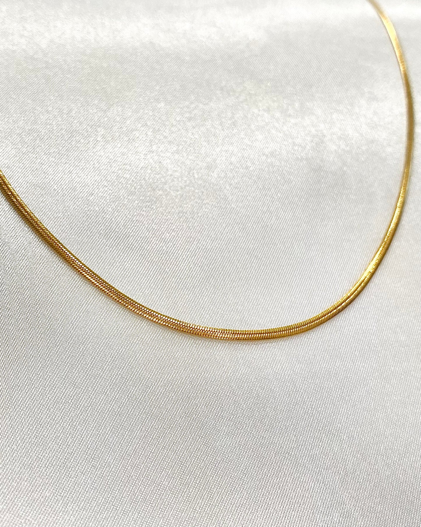 Snakebone Chain – Gold Necklace (2mm)